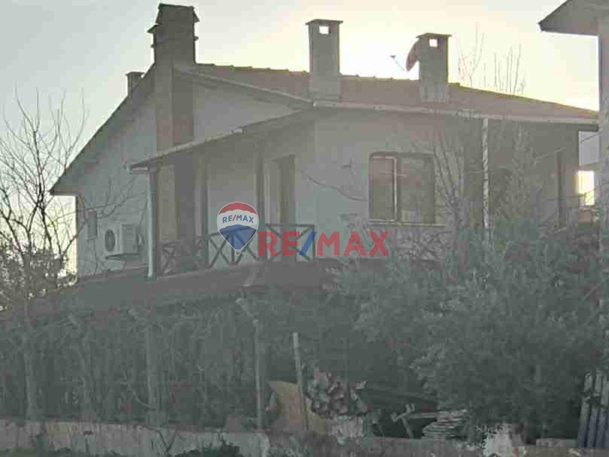 3+1 VİLLA DENİZE YÜRÜME MESAFESİNDE