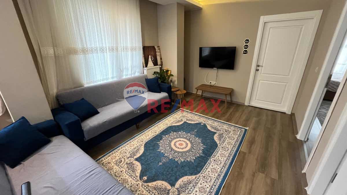 1+1 FIYATINA / KÖRFEZ MAHALLESI 2+1 / GENIŞ VE KULLANIŞLI !