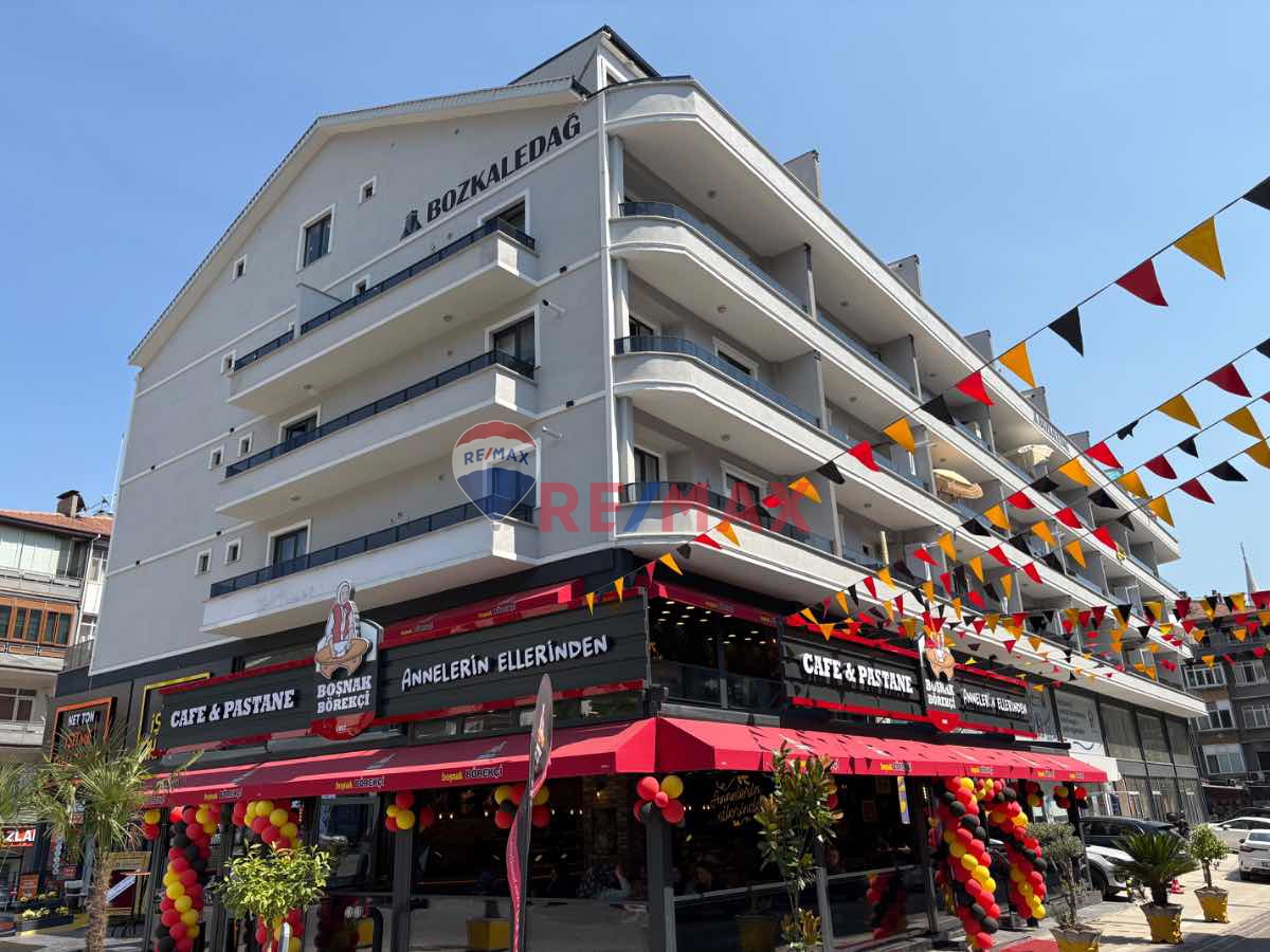 İZMİT MERKEZ DEVLET HASTANE YANI 3+1 ÇATI DUBLEKS SATILIK DAİRE