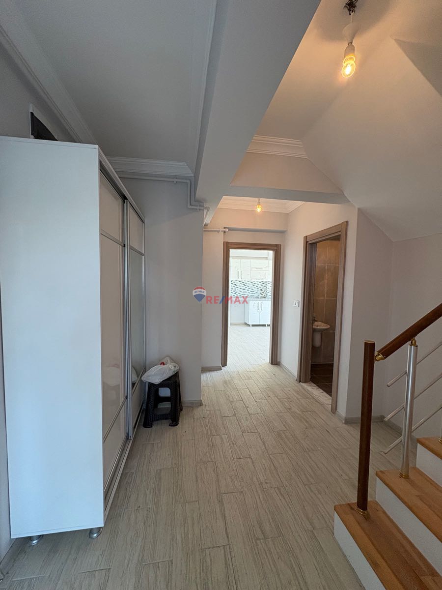 PAŞAPARK EVLERİNDE FERAH 2+1 DUBLEKS SATILIK DAİRE