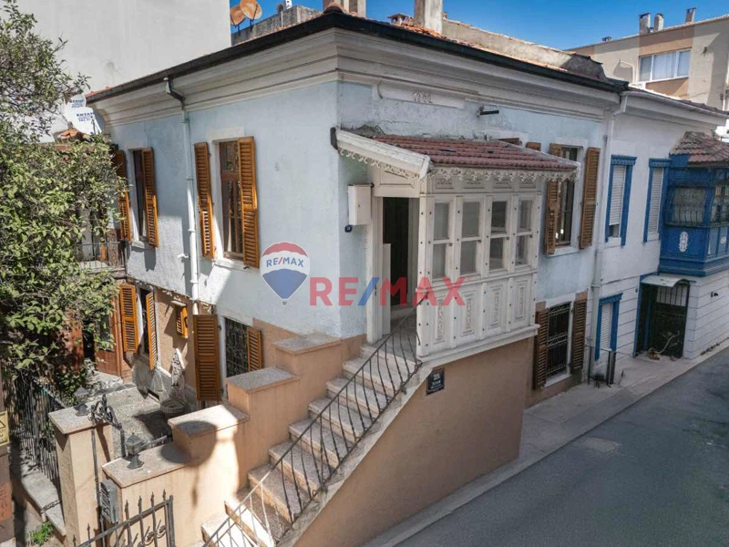 KOLEKSIYONLUK DEĞER: İZMIR KONAK MITHATPAŞA’DA SATILIK RUM EVI