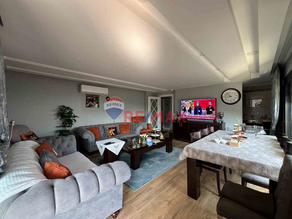 NARLIDERE LOTUS GOLD EVLERINDE SATILIK HAVUZLU DAIRE FIRSATI