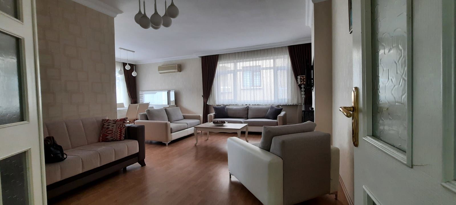 ATAKULE YAKINI ANDREY KARLOV SOK 4+1 EŞYALI YAPILI ARA KAT