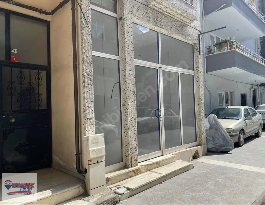 REMAX ŞEHİR'DEN YALOVA MERKEZ MORGÜL SK. SATILIK DÜKKAN 40M2