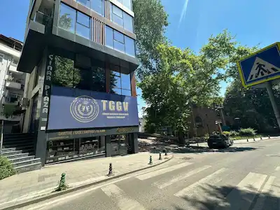 REMAX'DEN ÇINAR PLAZA'DA ACISU PARKI KİRALIK 1+1 OFİS