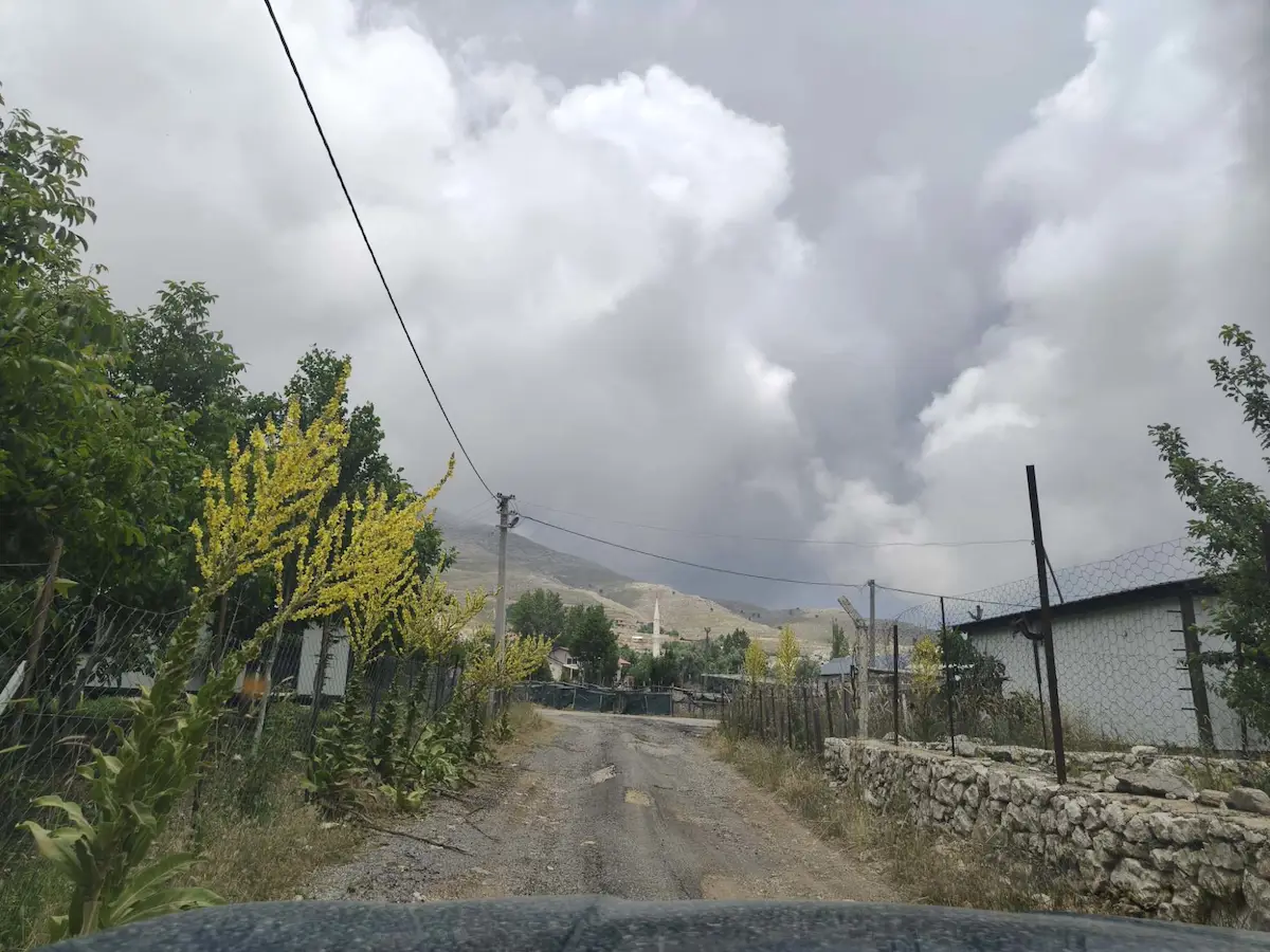 ANTALYA KONYAALTI ÇAĞLARCA’DA VİLLA YAPIMINA UYGUN SATILIK ARSA
