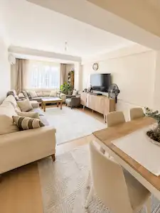 GAZIOSMANPAŞA NIN ENGÜZEL SEMTLERINDEN ŞEMSIPAŞADA IKI AYRI DAIRE TEK FIYAT