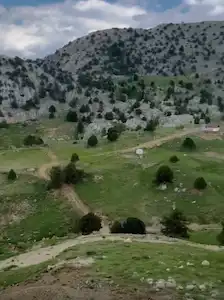 ÇAĞLARCADA KESKİN KASAP’A KOMŞU SATILIK 350 M2 ARSA