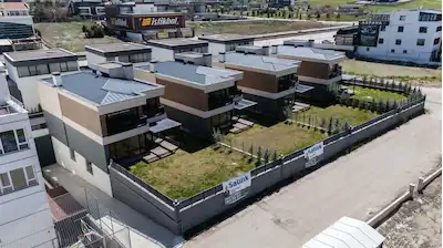 BAĞLICA' NIN EN IYISI 6+1 ASANSÖRLÜ KÖŞE SATILIK VILLA