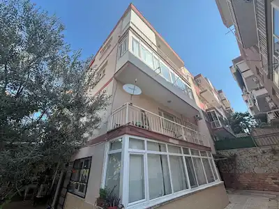 47 BUCA ATATÜRK MAHALLESI HASANAĞA PARK YAKINI SATILIK 3+1 DAIRE