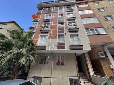 ÇOBANÇEŞME’DE SATILIK 2+1 DAİRE