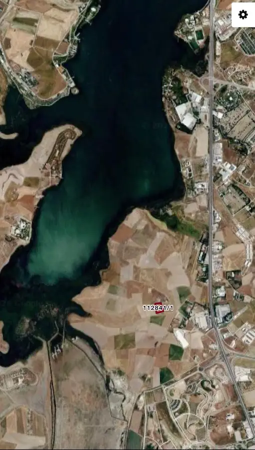 GÖLBAŞI KARAOĞLAN’DA TİCARİ İMARLI 8.432 M² SATILIK ARSA