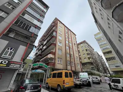 LIMAN MAHALLESI | MÜKEMMEL KONUMDA SATILIK 2+1 DAIRE!