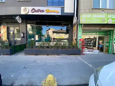 KÜÇÜKÇEKMECE’DE DEVREN SATILIK CAFE & BAR | YÜKSEK GİRİŞ, TAPULU, BOŞ TESLİM