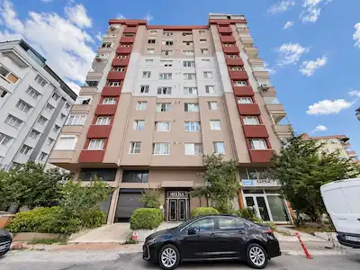 ÇAVUŞOĞLU’NDA DENİZ MANZARALI 140 M² 2 BALKONLU 3+1