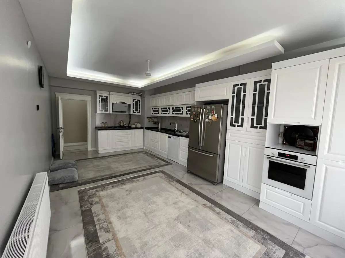 REMAX İLKE'DEN ÇAYKUR CAD. YAREN PARK'TA 3+1 SATILIK LÜKS DAİRE