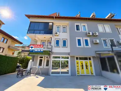 FETHİYE TAŞYAKA’DA PERŞEMBE PAZARINA 10 METRE MESAFEDE ŞÖMİNELİ UZUN DÖNEM KİRALIK 2+1 DAİRE