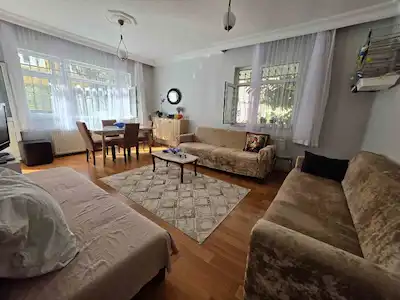 BEYLİKDÜZÜ ONUR SİTESİ 3+1 YÜKSEK GİRİŞ SİTE İÇİ ARAKAT FIRSAT SATILIK DAİRE