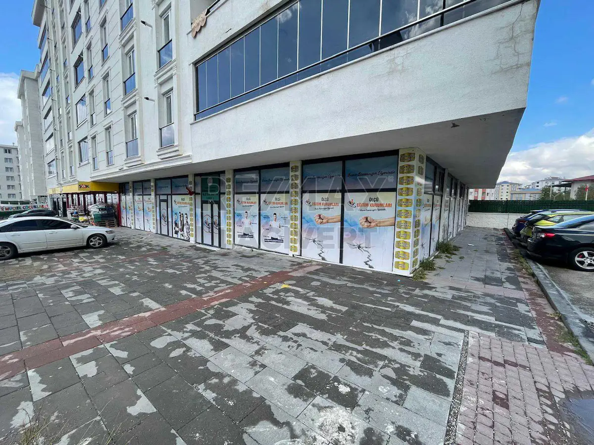 RE/MAX LACİVERT'TEN YILDIZKENT'TE KİRALIK İŞ YERİ