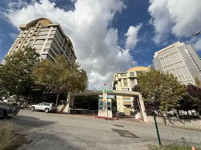 YAŞAMKENT PARK LİMA’DA GÜNEY-DOĞU CEPHELİ 4+1 | 186 M² NET | 8. KAT