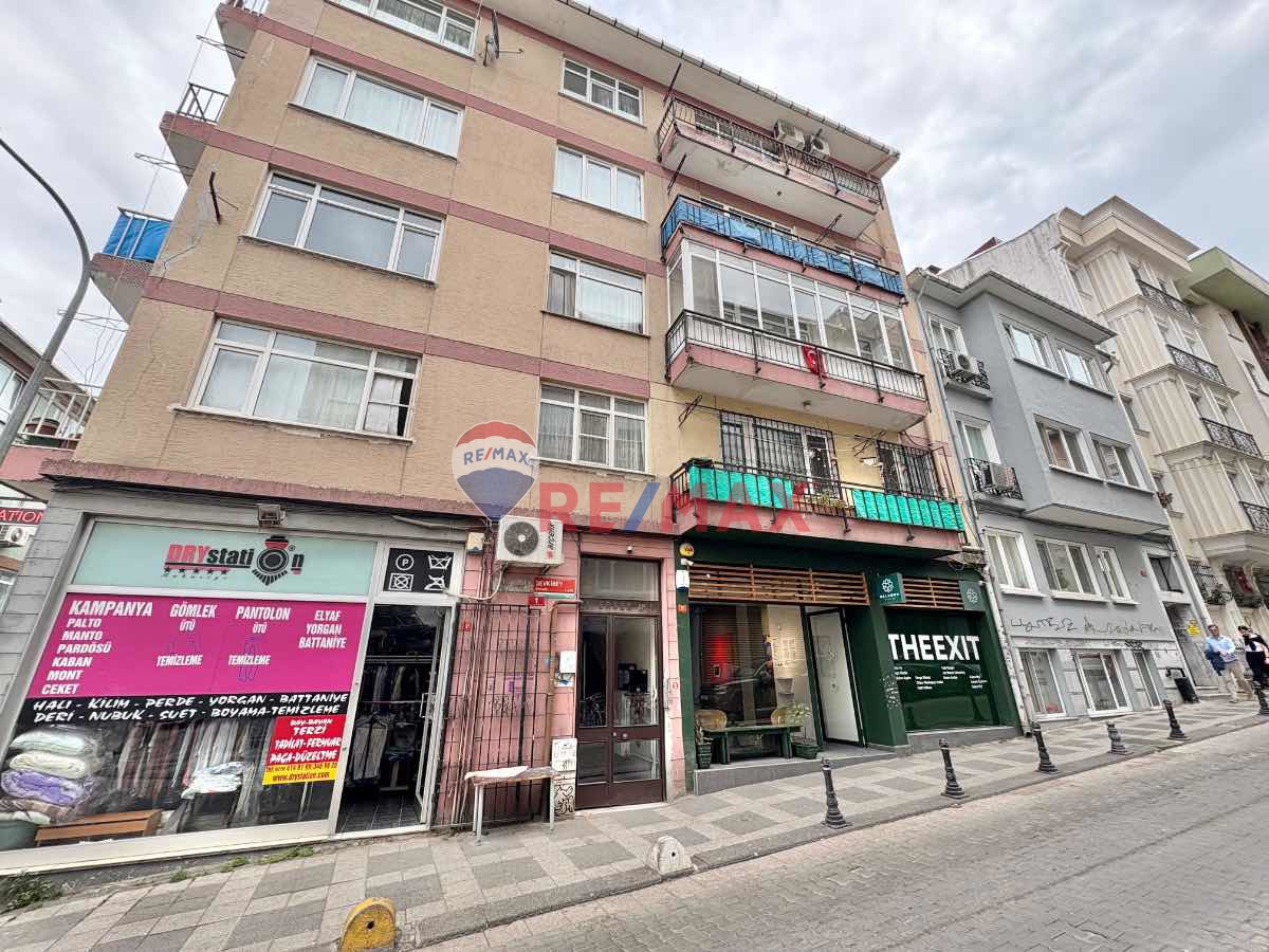 KADIKÖY CAFERAĞA'DA ALTI DEPOLU DÜKKAN