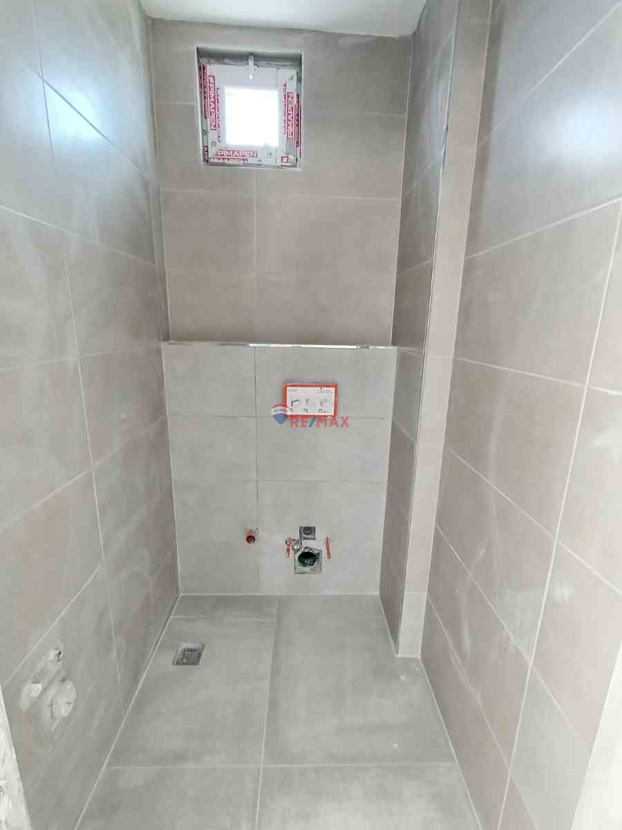 İSTANBUL BAHÇELIEVLER TALATPAŞA CADDESINDE YENI BINADA KIRALIK