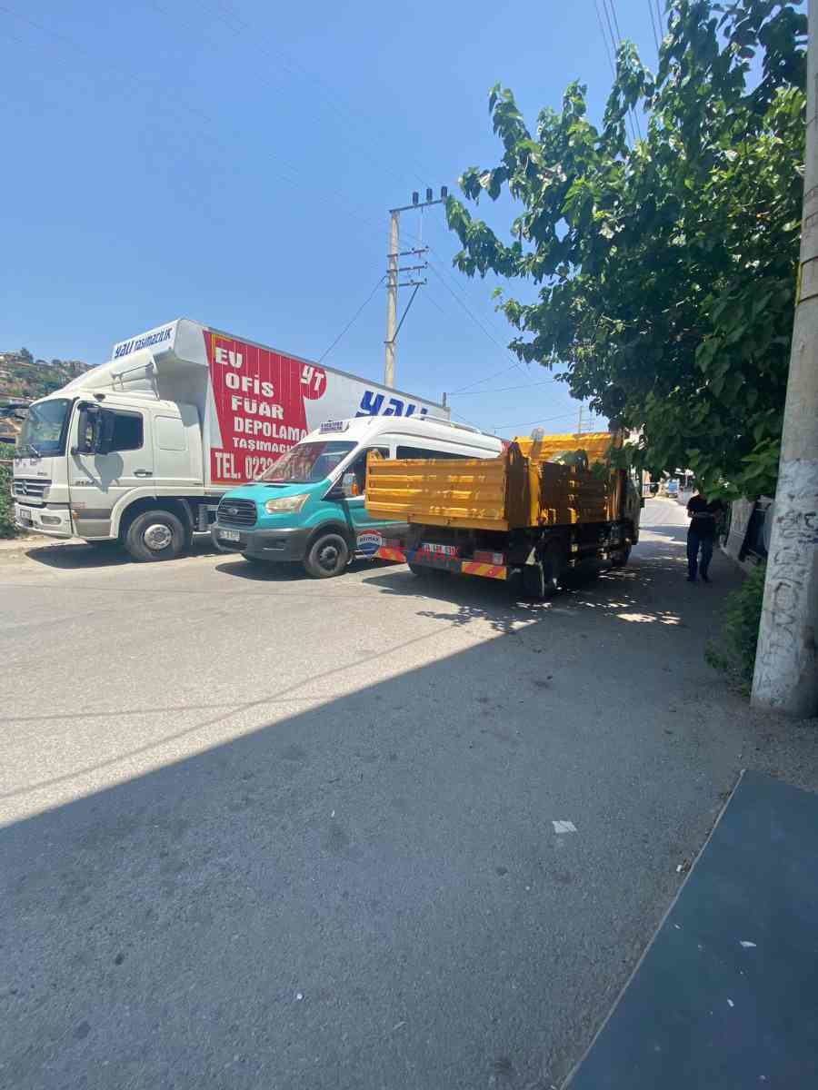 BAYRAKLI YAMANLAR'DA KIRALIK DÜKKAN MAĞAZA