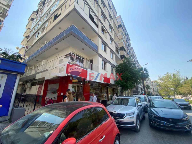 BORNOVA MUSTAFA KEMAL CADDESİNDE SATILIK DÜKKAN 2