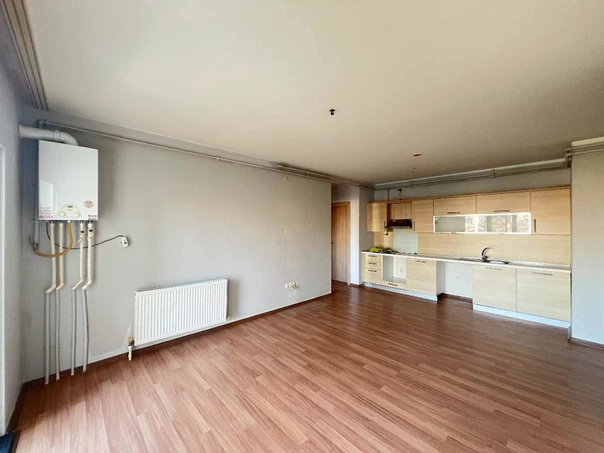 ESENYURT YESİLKENT 1+1 Fİ TOWER SİTESİE 75 M2 SATILIK