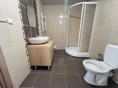 ESENYURT YESİLKENT 1+1 Fİ TOWER SİTESİE 75 M2 SATILIK