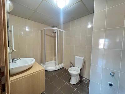 ESENYURT YESİLKENT 1+1 Fİ TOWER SİTESİE 75 M2 SATILIK