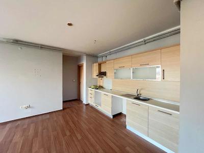 ESENYURT YESİLKENT 1+1 Fİ TOWER SİTESİE 75 M2 SATILIK