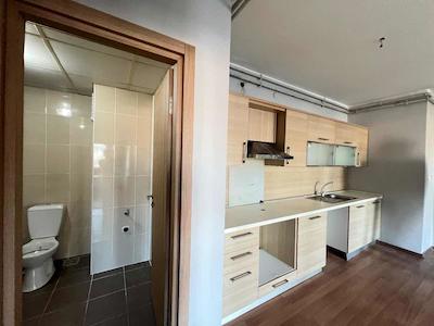 ESENYURT YESİLKENT 1+1 Fİ TOWER SİTESİE 75 M2 SATILIK