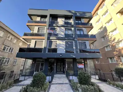 REMAX ASHİLL BOSNA BULVARINDA METROYA YAKIN ÇATI DUBLEKS