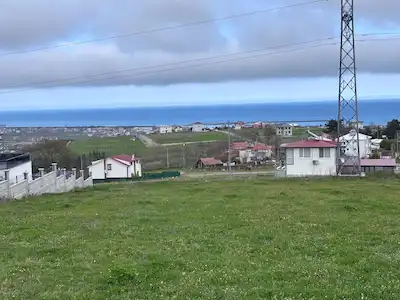 REMAX SEVCAN GÜRLEVİKTEN TAŞKELİKTE DENİZ MANZARALI ARSA