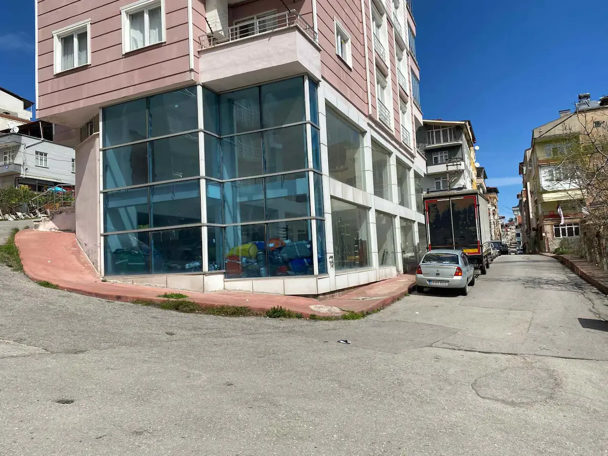 2. BULVAR YOLU ÜST SOKAĞINDA KÖŞE BAŞI FIRSAT İŞYERİ