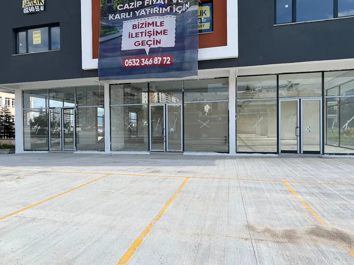 YOĞUN LOKASYONDA PRESTİJLİ TİCARİ MÜLK