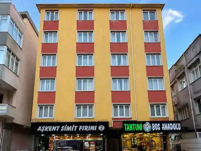 REMAX LAVANDADAN MUHİTTİN MAH GENİŞ 2+1 FULL EŞYALI SATILIK EV