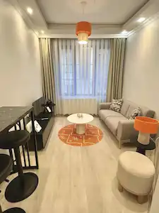 AKARETLERDE EŞYALI 1+1 KİRALIK DAİRE | BALKONLU | DOĞALGAZ KOMBİLİ | BOŞ & HEMEN TESLİM