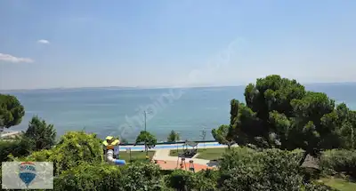 TUZLA MERCANDA DENİZE SIFIR YENİ BİNA ARA KAT 3+1 135 M2
