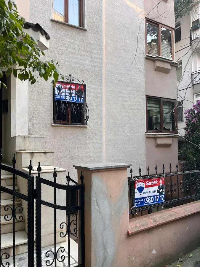 ALTINTEPE'DE MINIBÜS CAD. 5 DK YÜRÜME MESAFESINDE | 60 M² NET | 2+1 SATILIK DAİRE