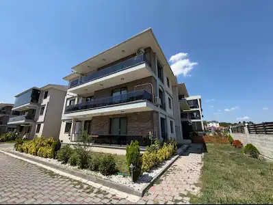 RE/MAX HÜR’DEN 3+1, 135 M² ARA KAT GENİŞ VE FERAH DAİRE!