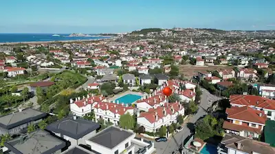YASİN KURTULUŞ *ŞİLE KUMBABA TÜRKMEN SİTESİ HAVUZLU 3+1 SENELIK KİRALIK VİLLA