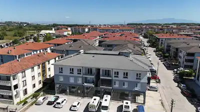 ARIFIYE'DE 103M2 GENIŞ 3+1 ASANSÖRLÜ DAIRE