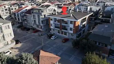 REMAX YAZ DAN GAZİOSMANPAŞA MAH’DE CADDE ÜSTÜ, BALKONLU KİRALIK DAİRE 