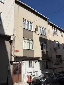 NURTEPE’DE ÇİFT CEPHELİ 2+1 BALKONLU ARA KAT DAİRE