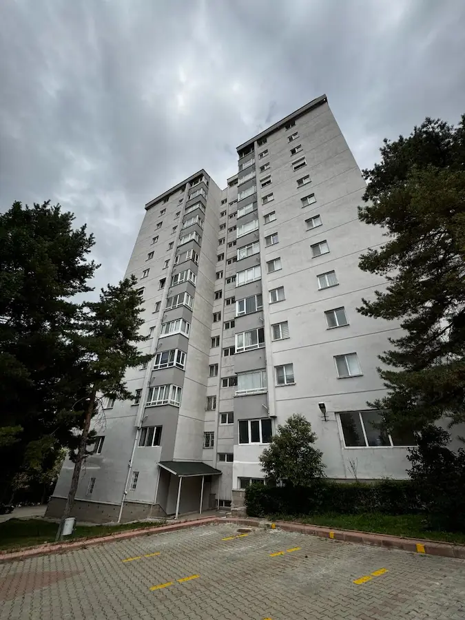 ÇİĞDEM’DE EBRU 1 SİTESİ’NDE 3+1 | GÜNEY-DOĞU CEPHELİ | 8. KAT | ÇİFT BALKONLU