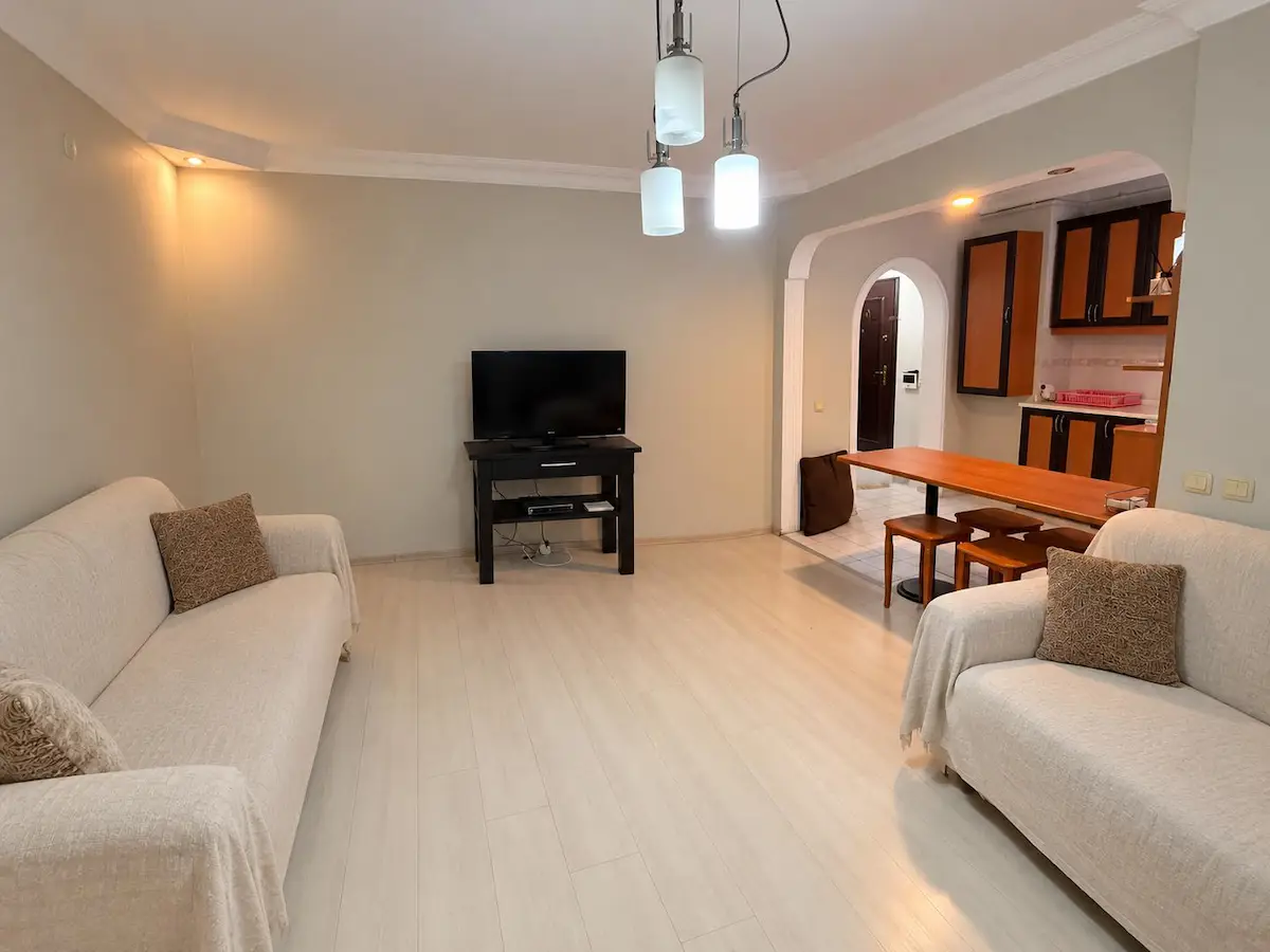 GEBZE MUTLUKENT GÖL 2 SİTESİNDE EŞYALI KİRALIK 1+1 DAİRE