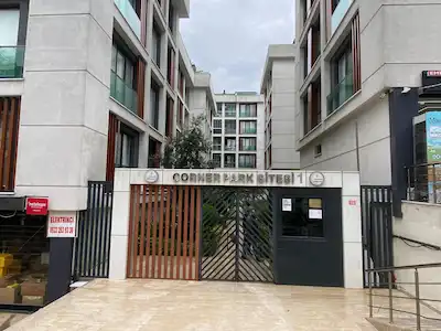 YAKUPLU’DA TAM EŞYALI 2+1 EBEVEYN BANYOLU METROBÜSE YÜRÜME MESAFESINDE
