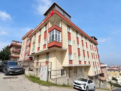ATAŞEHİR KAYIŞDAĞI’NDA BOŞ, EŞYASIZ 2+1 